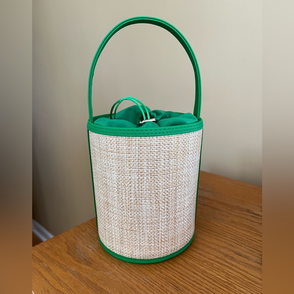 Bucket bag
